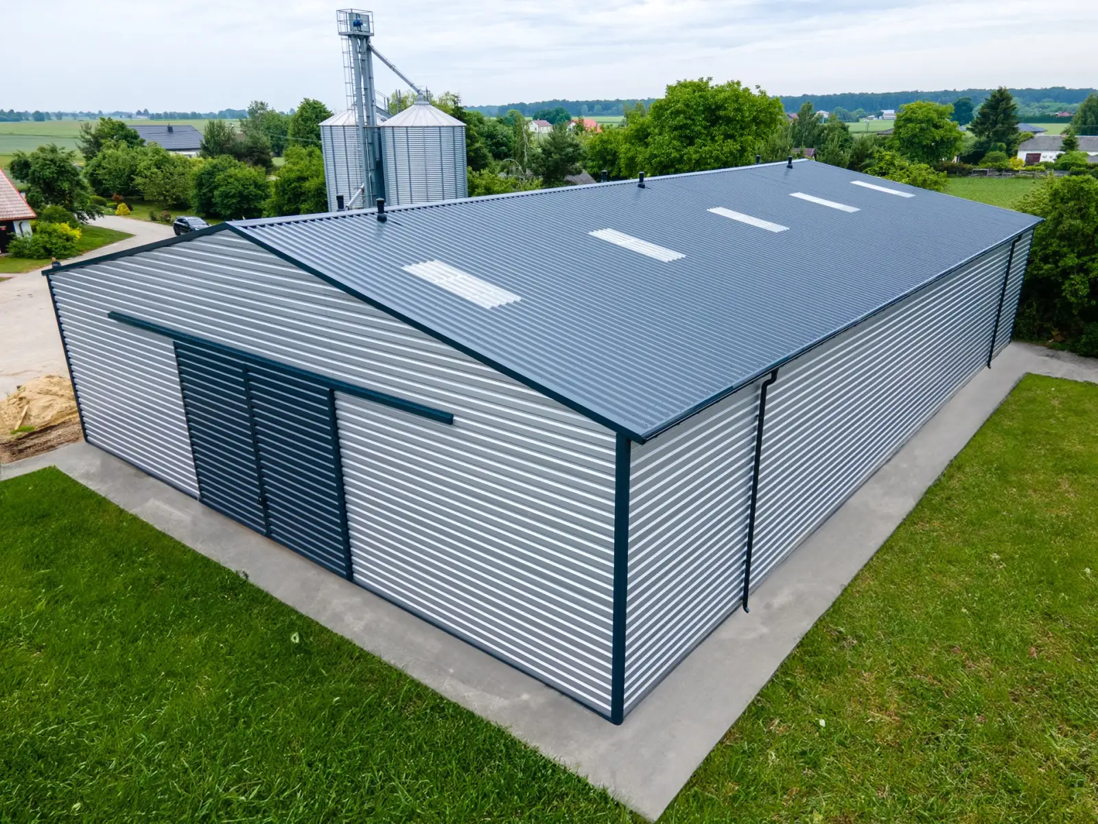 Agricultural halls — SPARKZ