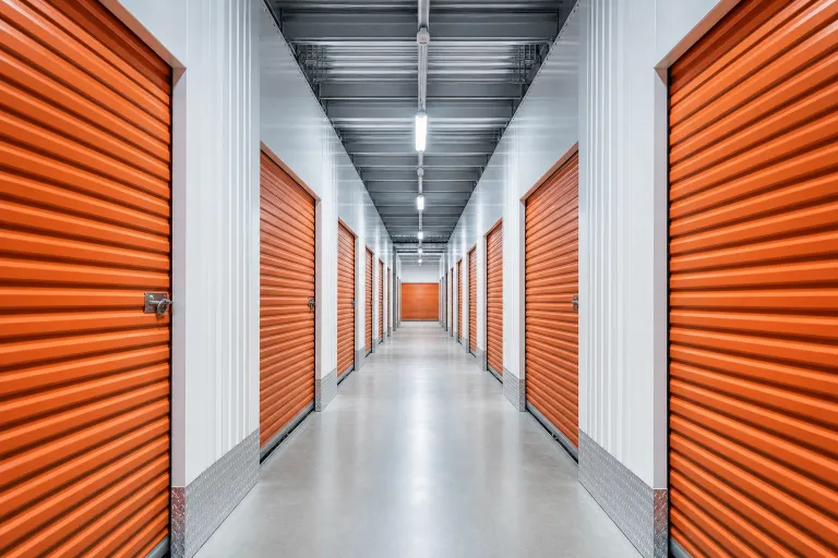 Self-storage — SPARKZ